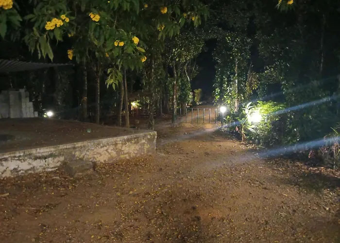 Tharayil Farm Stay