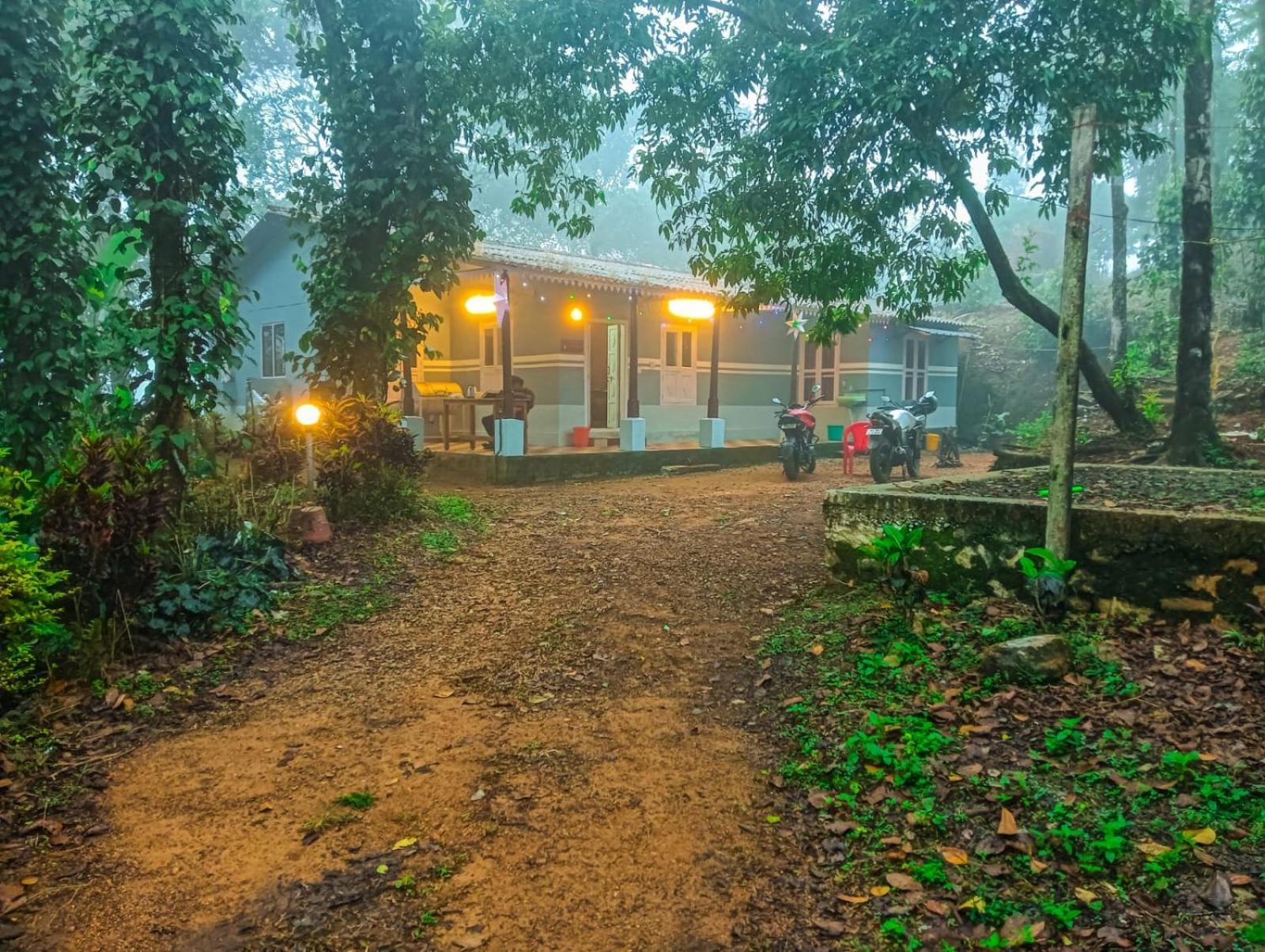 Tharayil Farm