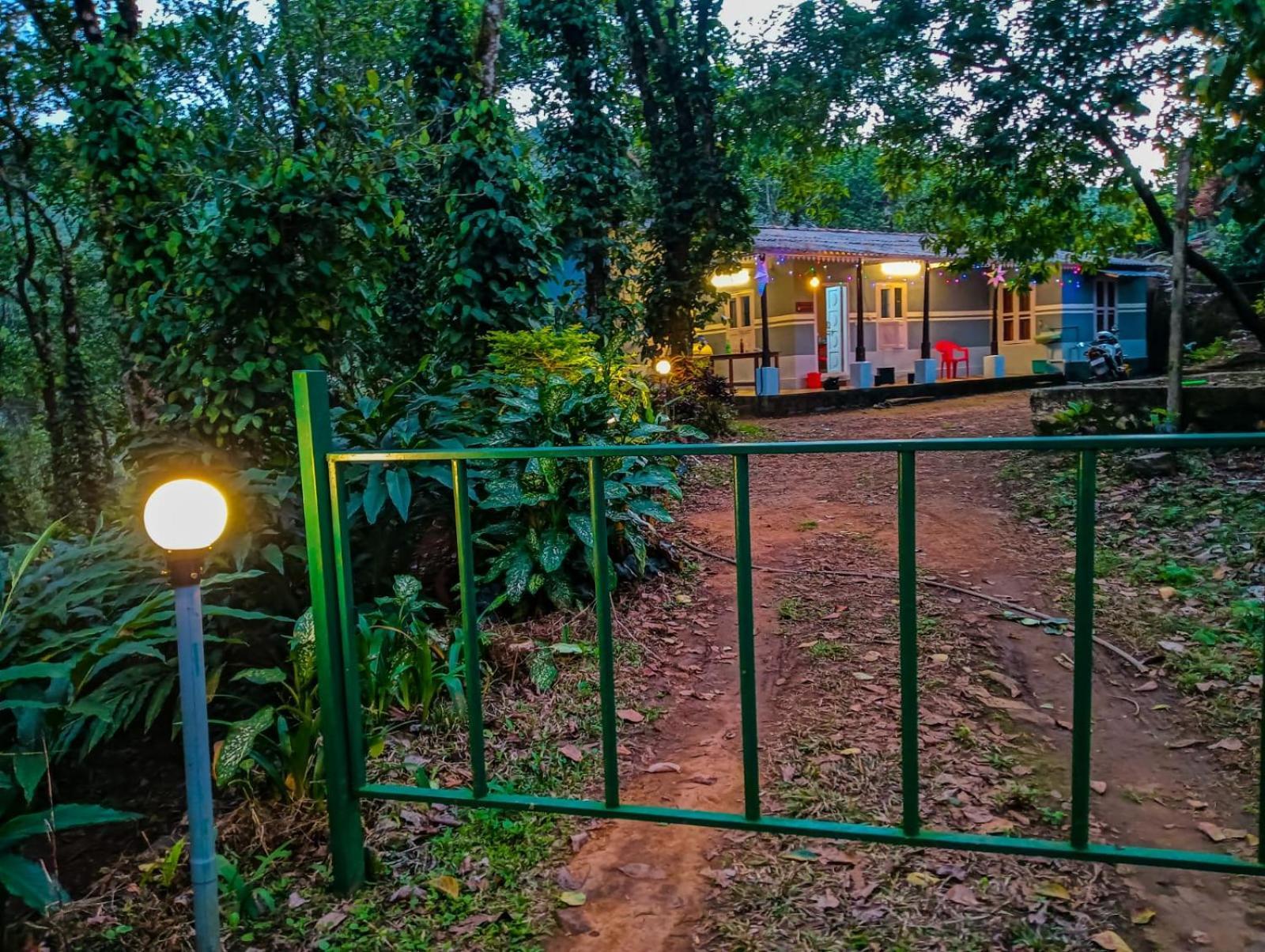 Tharayil Farm *